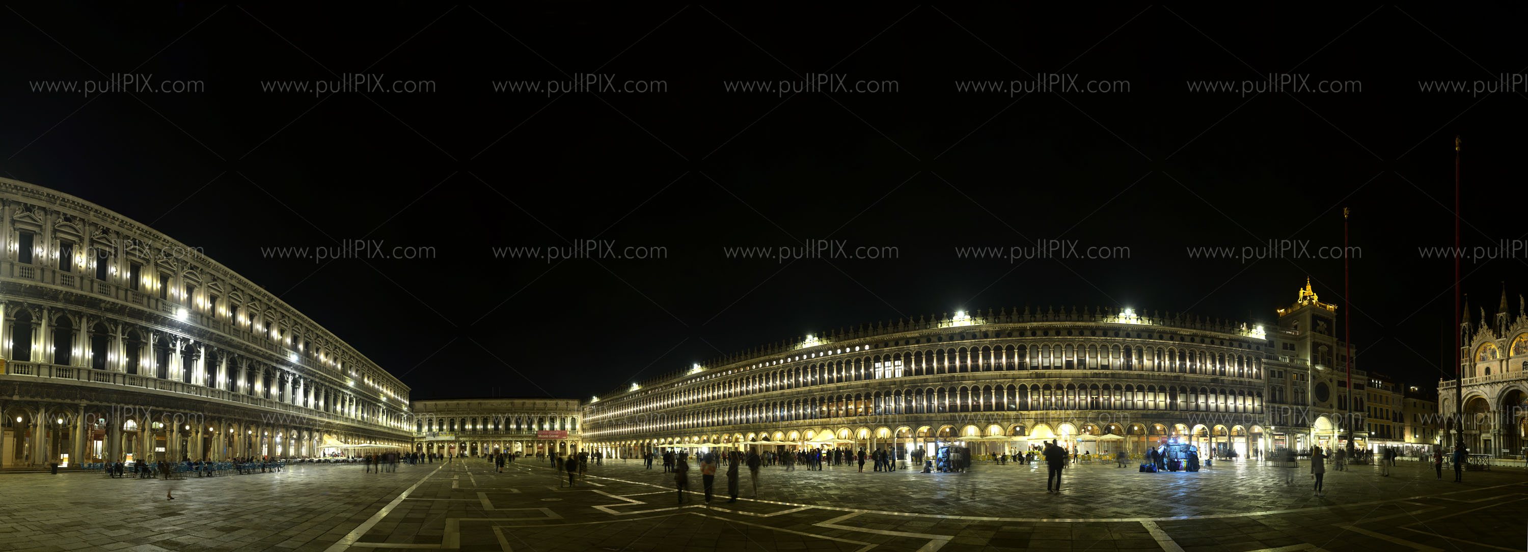 Preview Piazza San Marco Nightshot.jpg